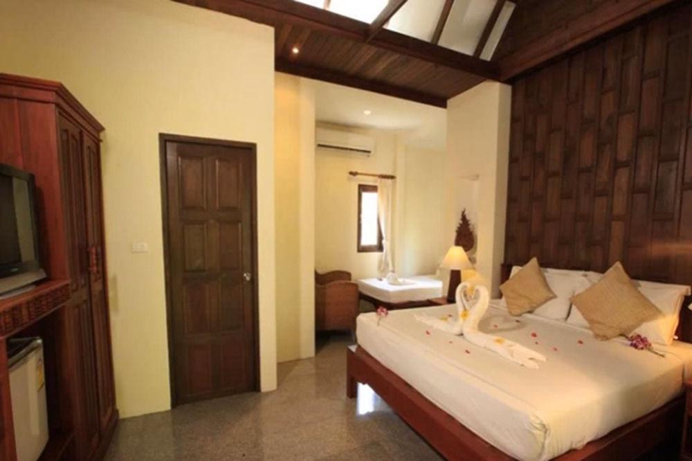 Hotel Palm Island 3*
