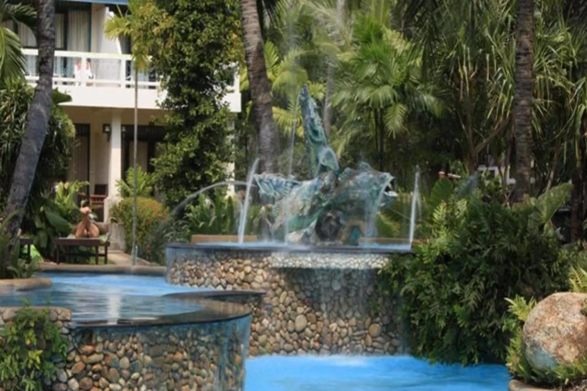 Palm Island 3*