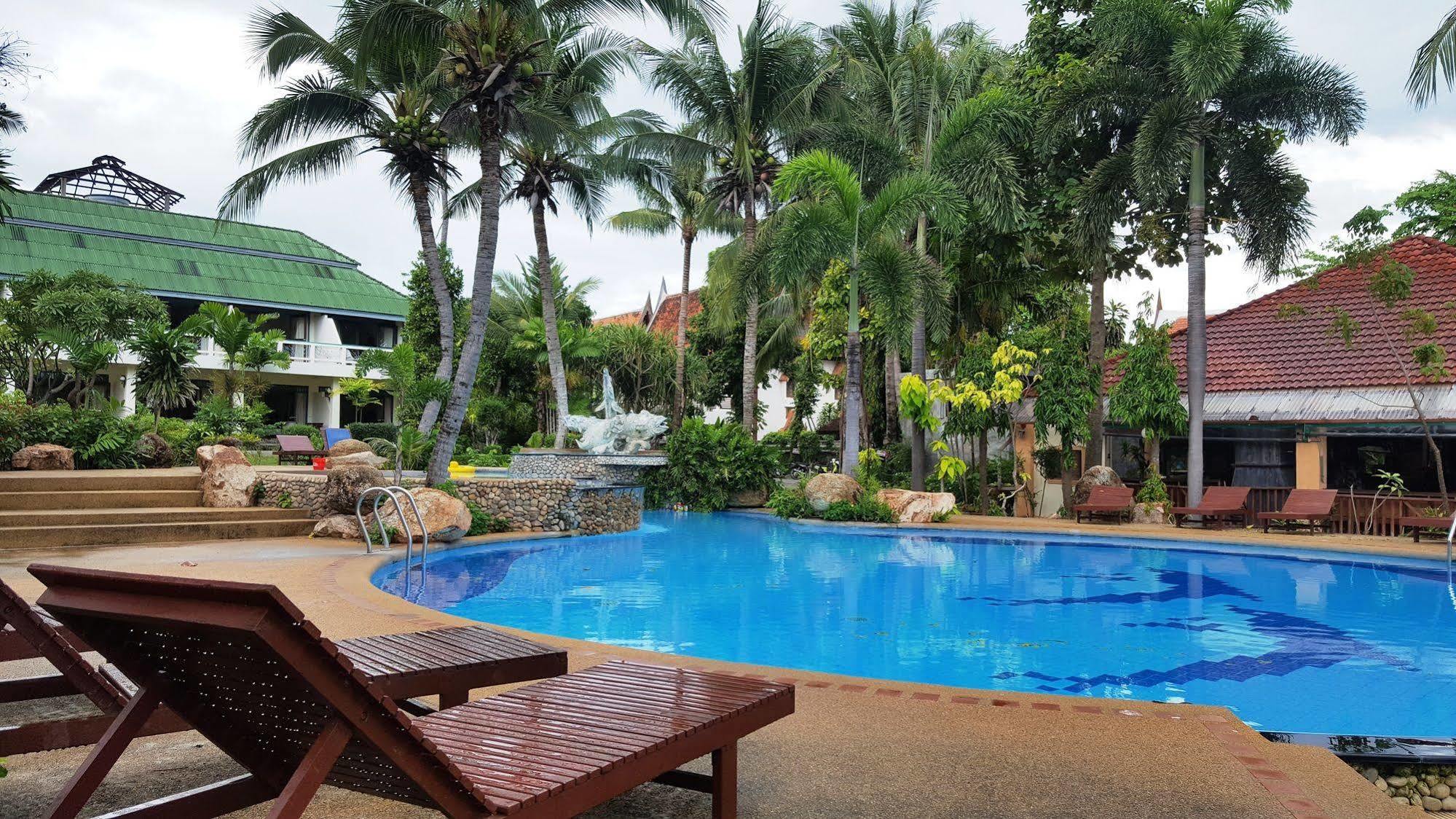 Hotel Palm Island 3*