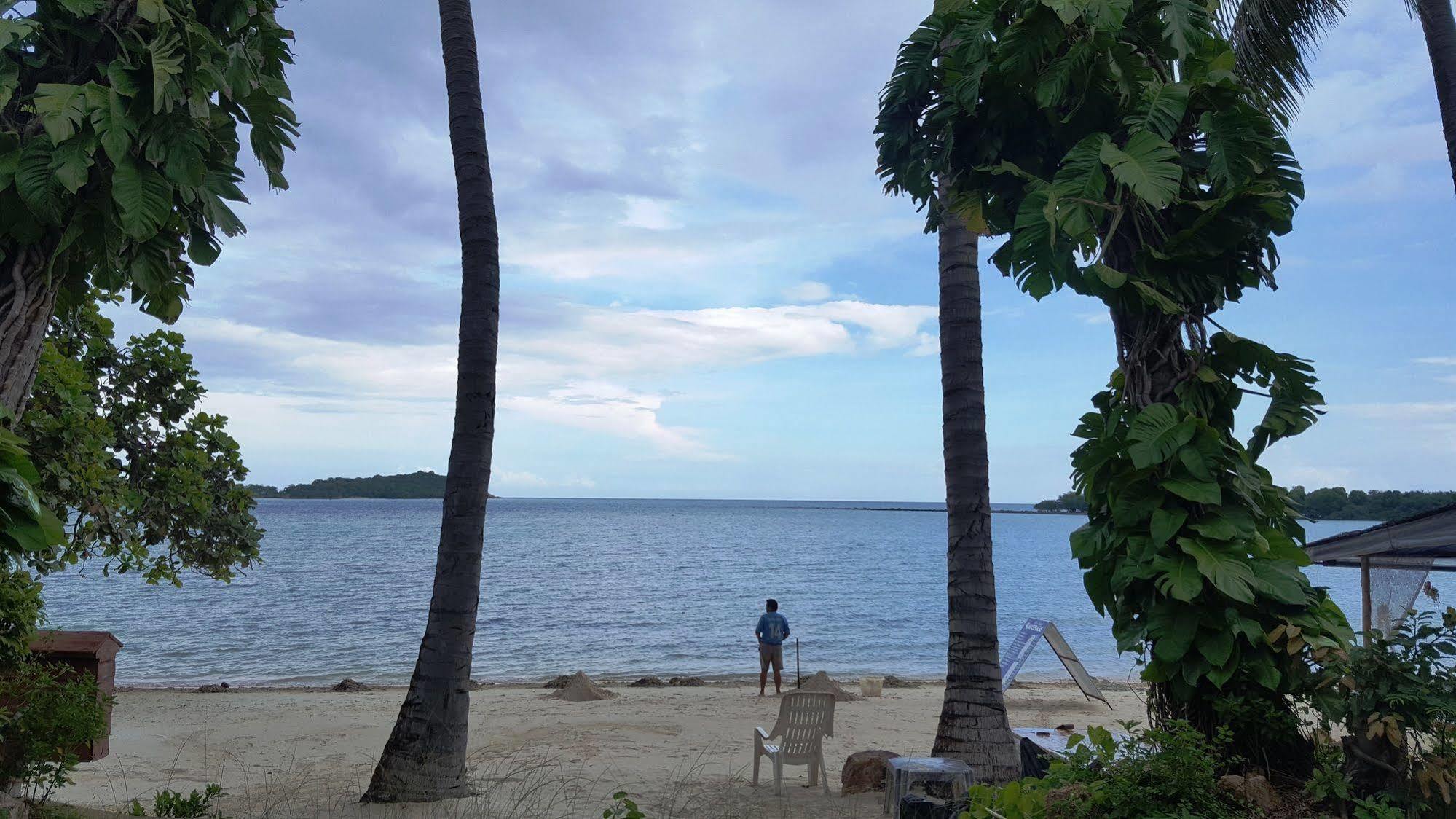 Palm Island Hotel 3*